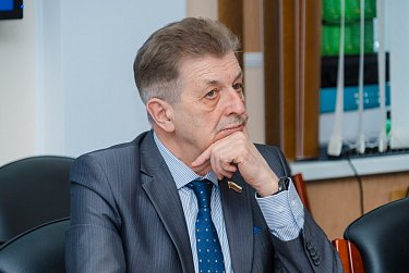 В повестке мартовского Заксоба – более 40 вопросов